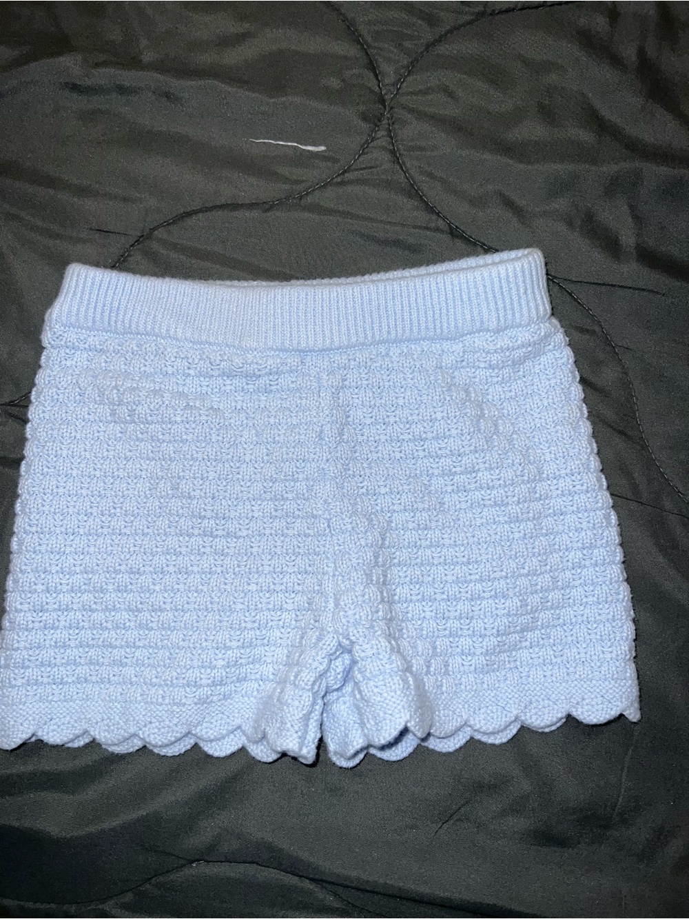 Gap Soft Knit Women's Scallop Hem Shorts in Light Blue